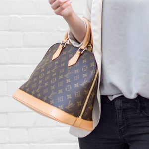 💎✨STUNNING✨💎 Louis Vuitton Monogram Alma Hand Bag